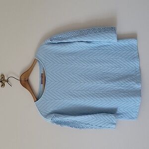 Chico's Light Blue Crochet Lace 3/4 Length Sleeve Tee Size Small